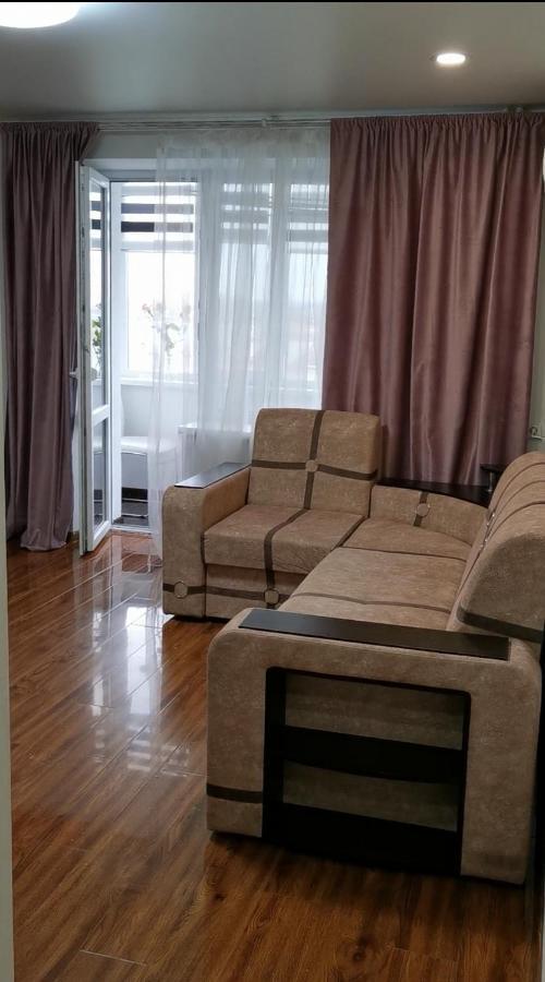 Studio Apartment in the center Shostka Esterno foto