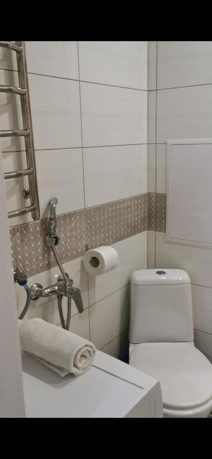 Studio Apartment in the center Shostka Esterno foto